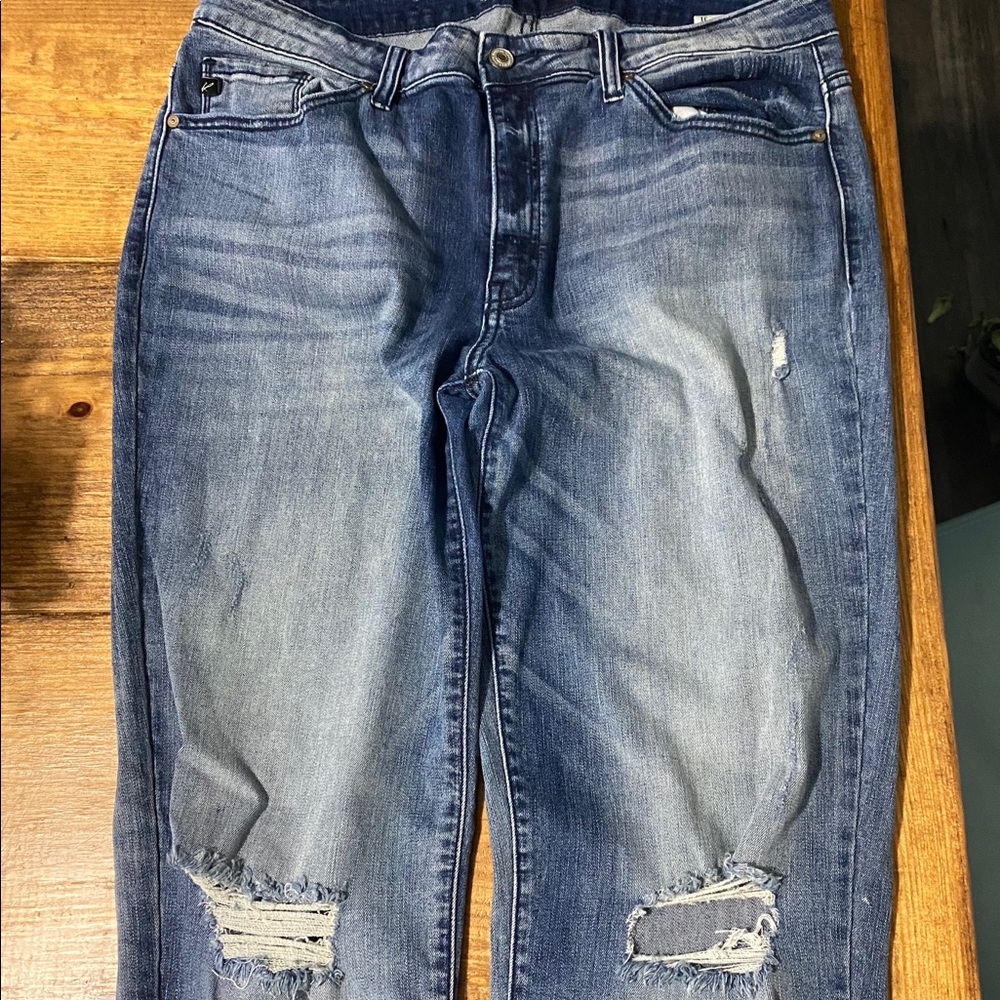 KanCan Boyfriend Cut Distressed Jeans 15/31